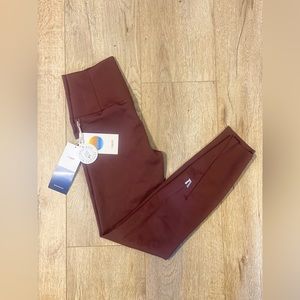 NWT Vuori Evolve Leggings 7/8 Length Women’s Small MSRP $118 Fig